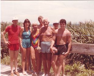 1983-08 2.jpg